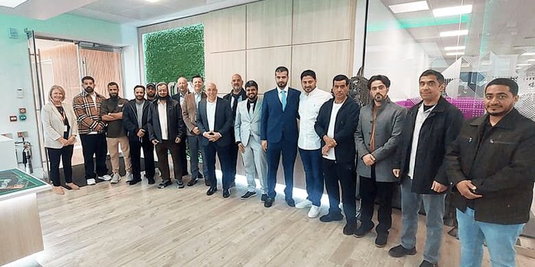 الوفد السعودي مع ستيفن باندروزاك، الرئيس التنفيذي لزيروكس السعودية