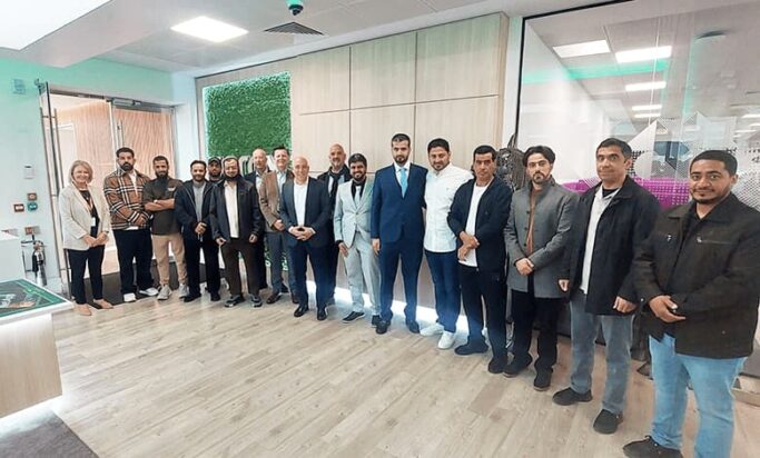 Saudi delegation with Xerox CEO, Steven Bandrowczak